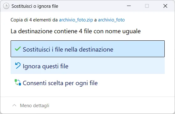 Finestra Sostituisci o ignora file: la destinazione contiene 4 file con nome uguale